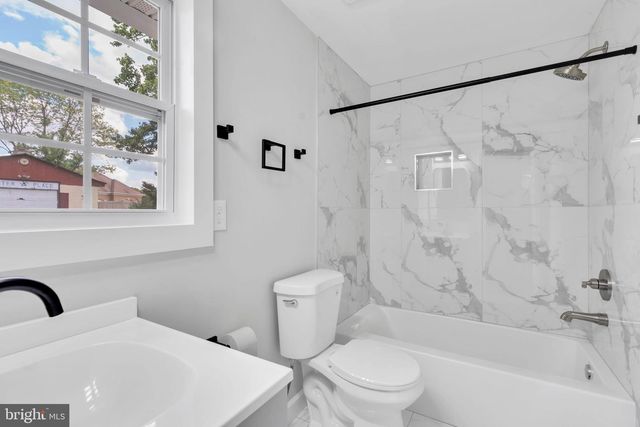 6202 MARYE RD, Woodford, VA 22580