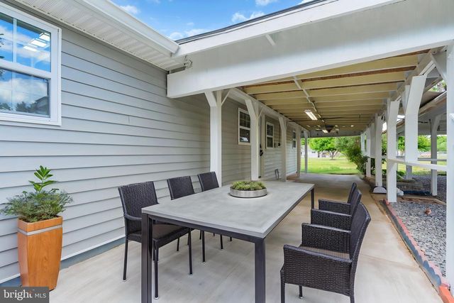 6202 MARYE RD, Woodford, VA 22580