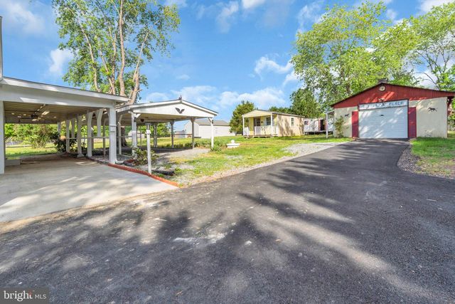 6202 MARYE RD, Woodford, VA 22580