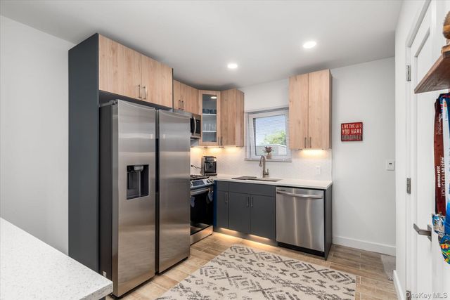 65-17 78th Avenue, Glendale, NY 11385