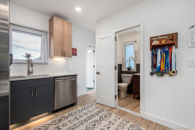 65-17 78th Avenue, Glendale, NY 11385