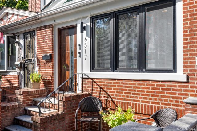 65-17 78th Avenue, Glendale, NY 11385