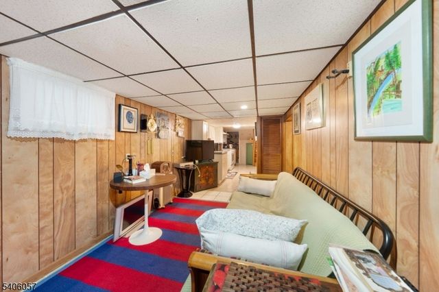 21 Bellevue St, Elizabeth City, NJ 07202