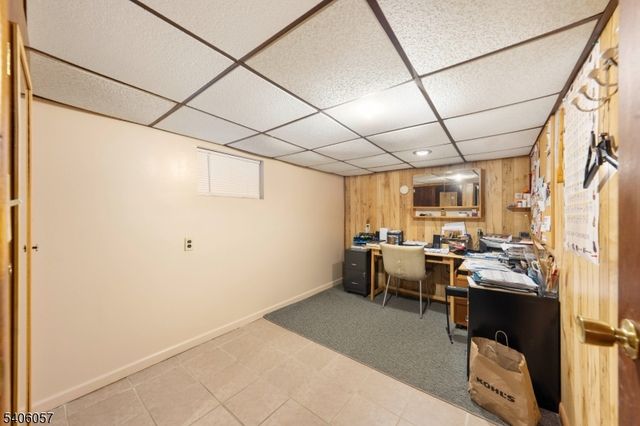 21 Bellevue St, Elizabeth City, NJ 07202