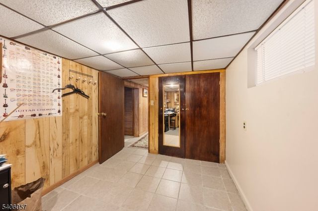 21 Bellevue St, Elizabeth City, NJ 07202