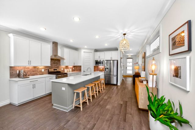 217 Eastmoreland St Unit B, Nashville, TN 37207