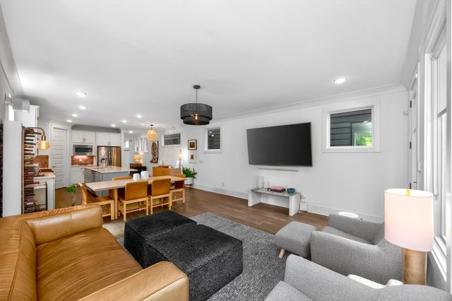 217 Eastmoreland St Unit B, Nashville, TN 37207
