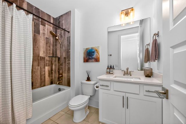 217 Eastmoreland St Unit B, Nashville, TN 37207