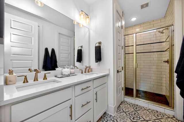 217 Eastmoreland St Unit B, Nashville, TN 37207