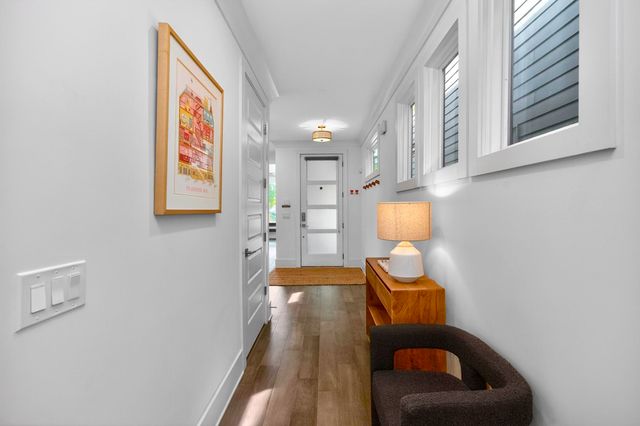 217 Eastmoreland St Unit B, Nashville, TN 37207