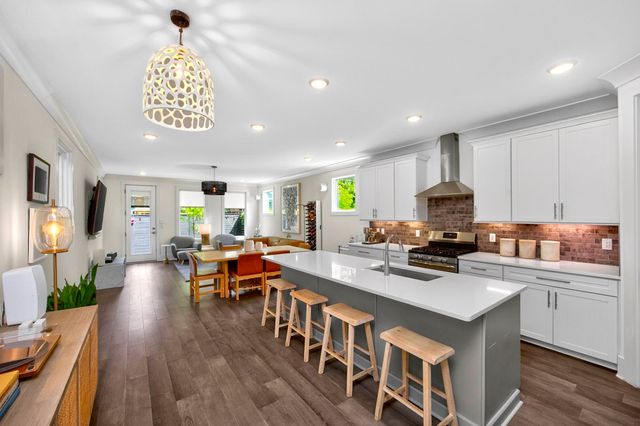 217 Eastmoreland St Unit B, Nashville, TN 37207