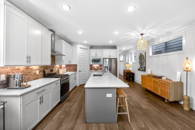 217 Eastmoreland St Unit B, Nashville, TN 37207