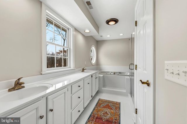 14002 FOX RUN CT, Phoenix, MD 21131