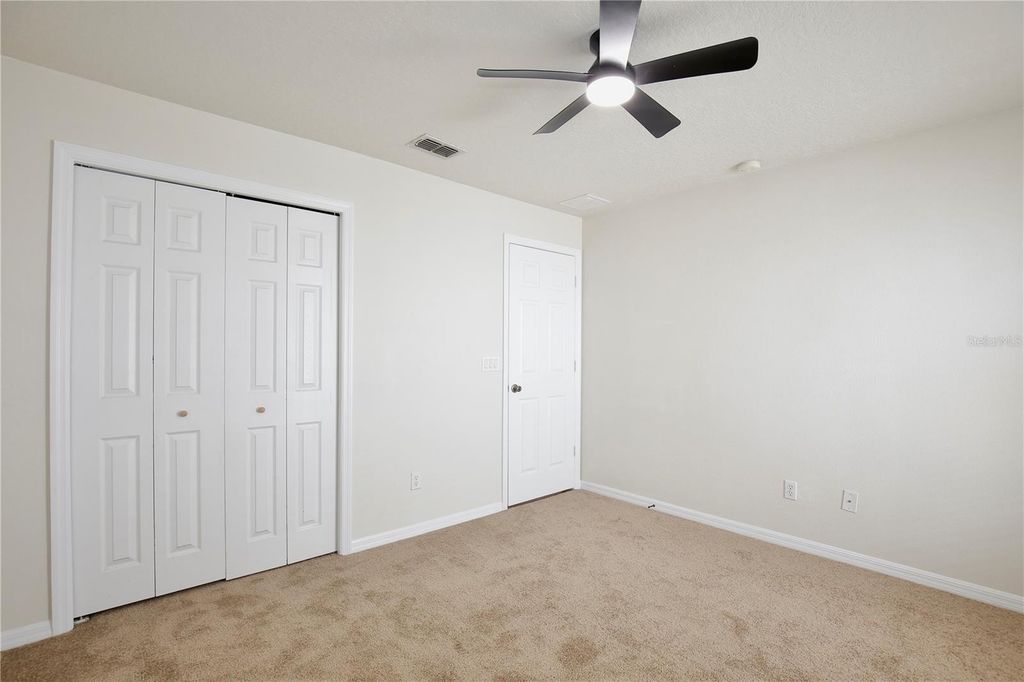 Image 21 of property listing at 1236 BLACKWATER POND DRIVE, Orlando, FL 32828
