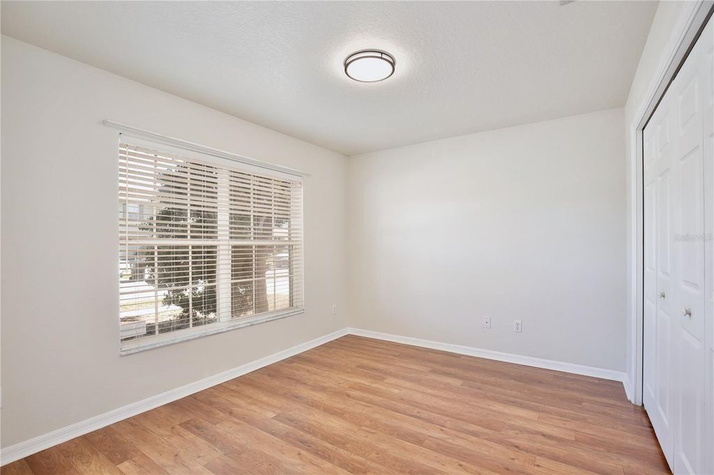 Image 22 of property listing at 1236 BLACKWATER POND DRIVE, Orlando, FL 32828