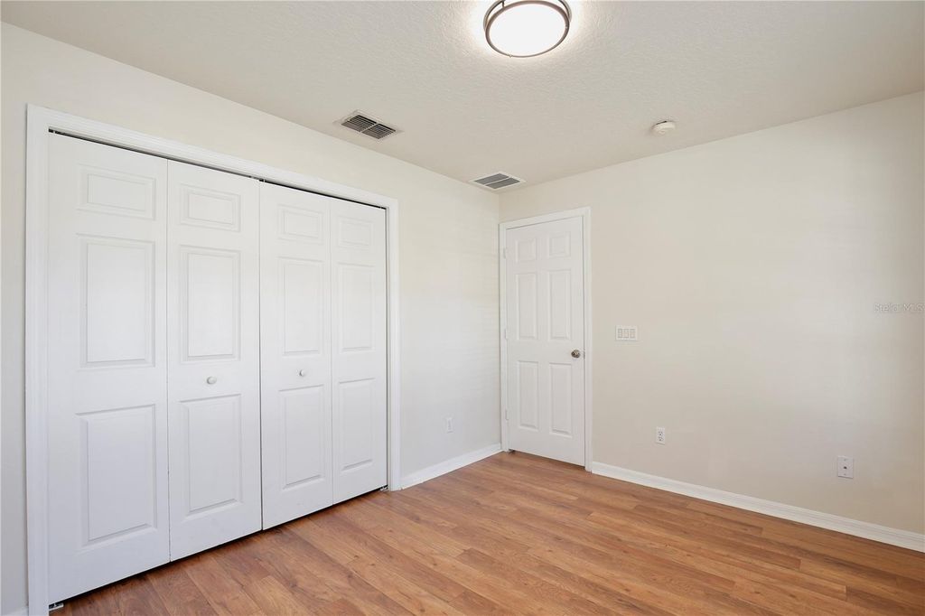 Image 23 of property listing at 1236 BLACKWATER POND DRIVE, Orlando, FL 32828