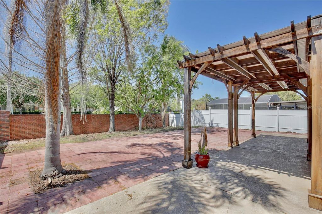 Image 25 of property listing at 1236 BLACKWATER POND DRIVE, Orlando, FL 32828