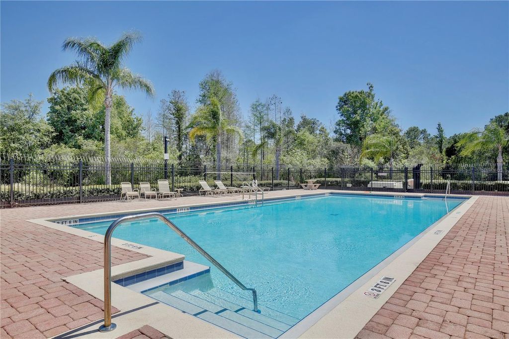 Image 27 of property listing at 1236 BLACKWATER POND DRIVE, Orlando, FL 32828