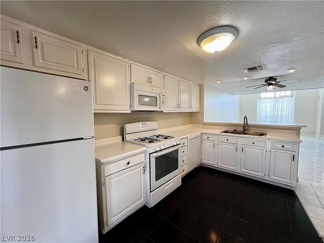 6514 Ironbark Lane, Las Vegas, NV 89107