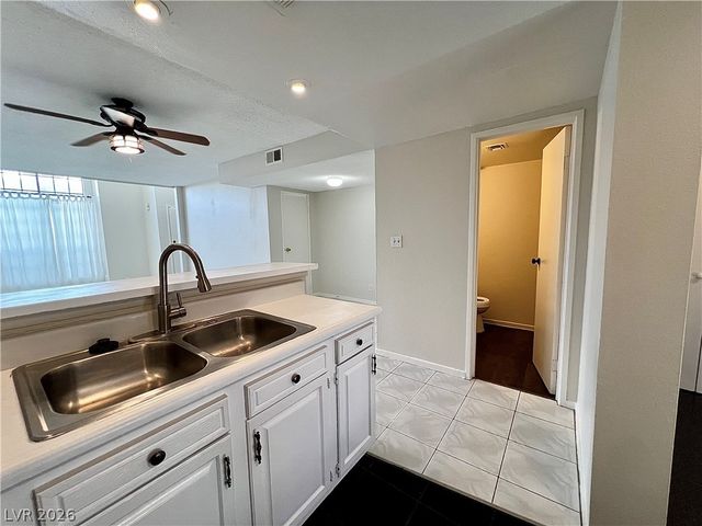 6514 Ironbark Lane, Las Vegas, NV 89107