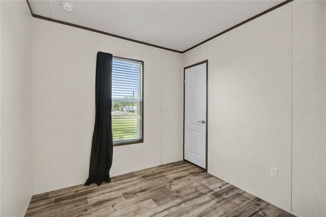 5366 West Belt, Brazoria, TX 77422
