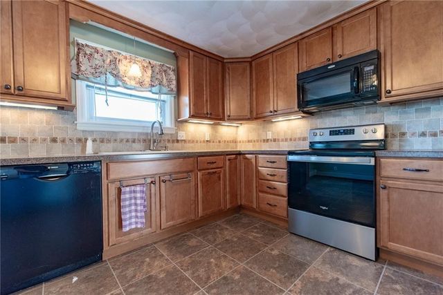 88 Beaufort Street, Providence, RI 02908