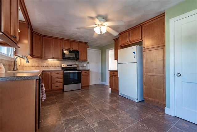 88 Beaufort Street, Providence, RI 02908