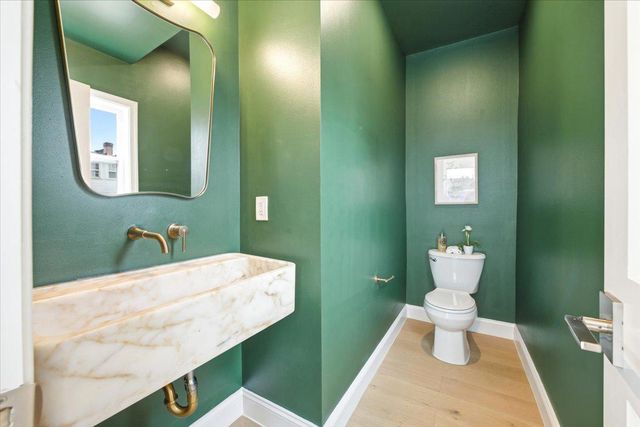 416 ONEIDA PL NW, Washington, DC 20011