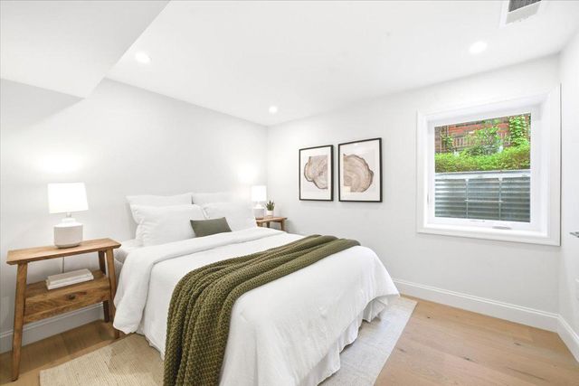 416 ONEIDA PL NW, Washington, DC 20011