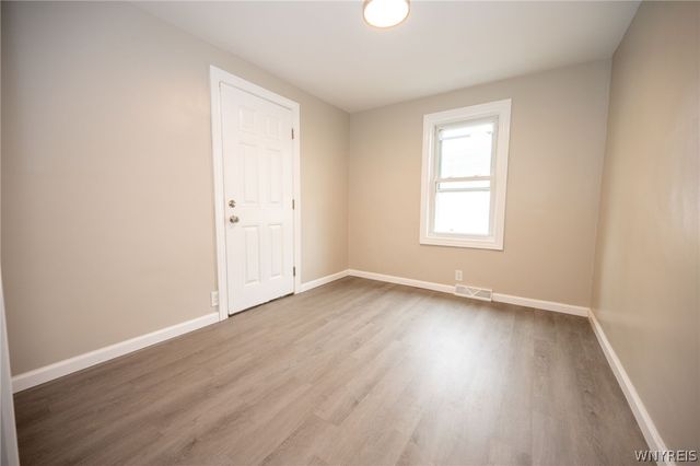 123 Southcrest Avenue, Cheektowaga, NY 14225