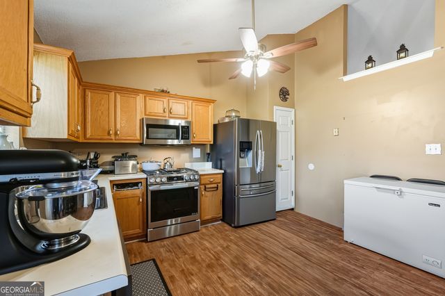 6782 Bells Landing Way, Rex, GA 30273