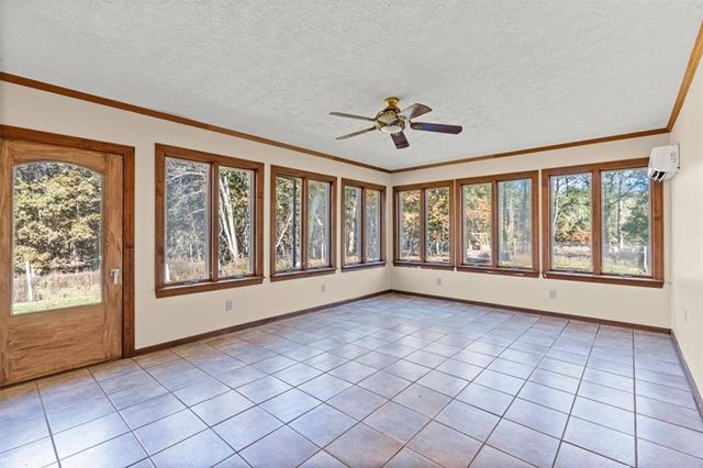 110A Williams Road SE, Silver Creek, GA 30173