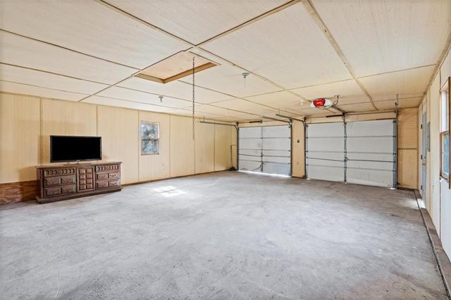 110A Williams Road SE, Silver Creek, GA 30173