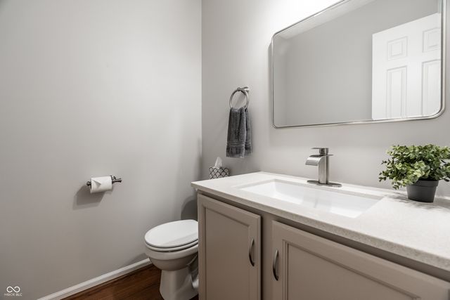 2103 Oak Run North Drive, Indianapolis, IN 46260