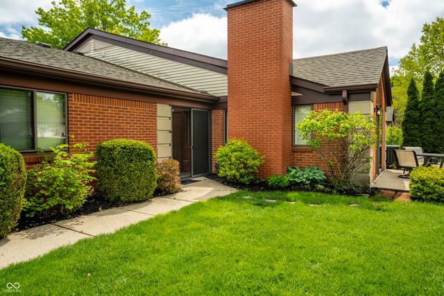 2103 Oak Run North Drive, Indianapolis, IN 46260