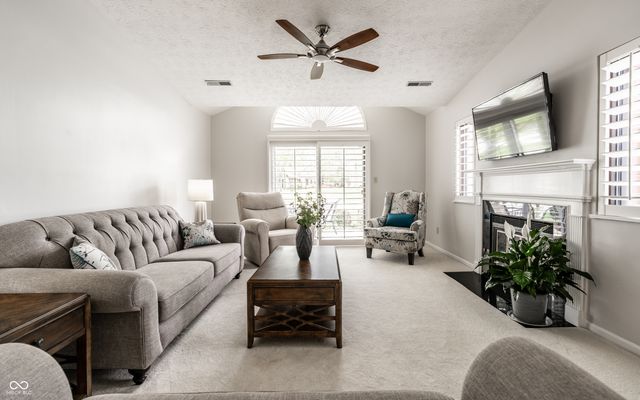 2103 Oak Run North Drive, Indianapolis, IN 46260
