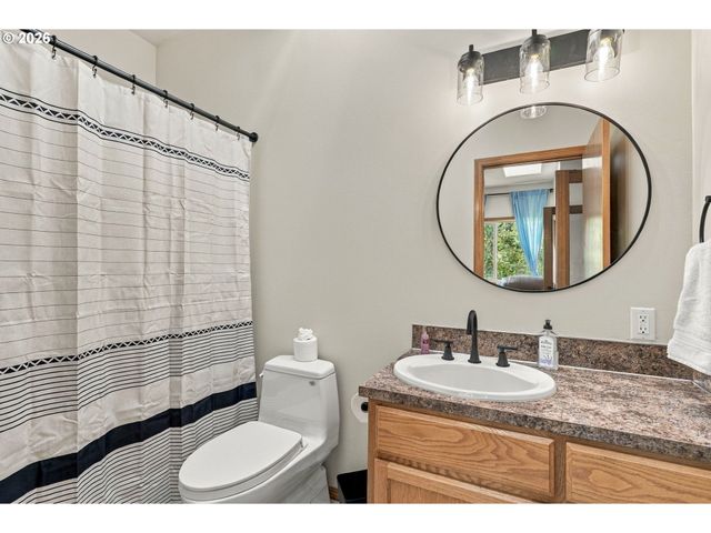 32898 Sw Keys Landing Way, Scappoose, OR 97056