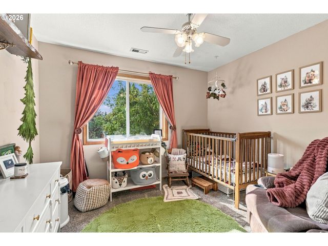 32898 Sw Keys Landing Way, Scappoose, OR 97056