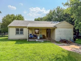 1623 N Terrace Dr, El Dorado, KS 67042