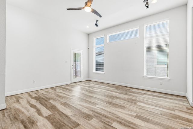 12422 CHENA LK, San Antonio, TX 78249