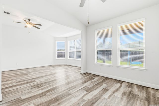 12422 CHENA LK, San Antonio, TX 78249