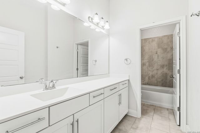 12422 CHENA LK, San Antonio, TX 78249