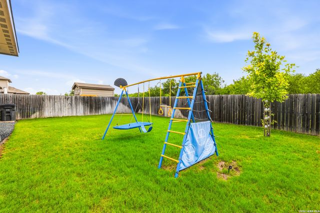 12422 CHENA LK, San Antonio, TX 78249