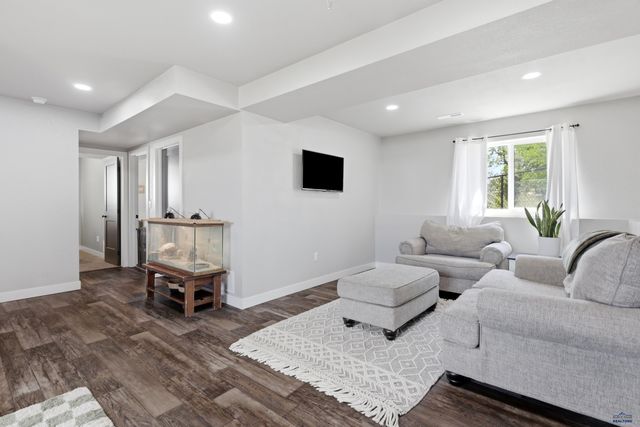 657 RACHEL LN, Box Elder, SD 57719