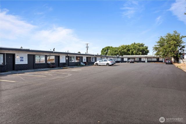 4278 Grape Drive NE, Moses Lake, WA 98837