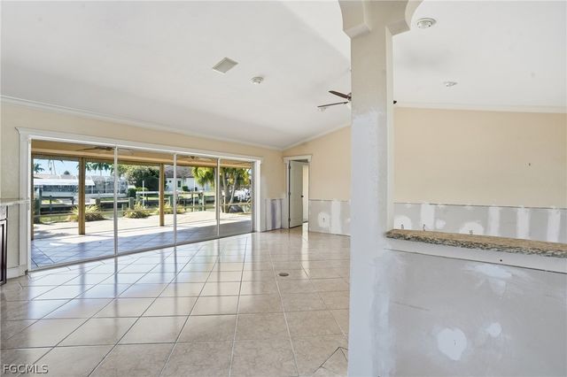 1230 SW 53rd TER, Cape Coral, FL 33914