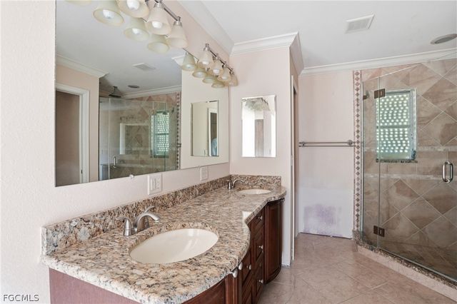 1230 SW 53rd TER, Cape Coral, FL 33914