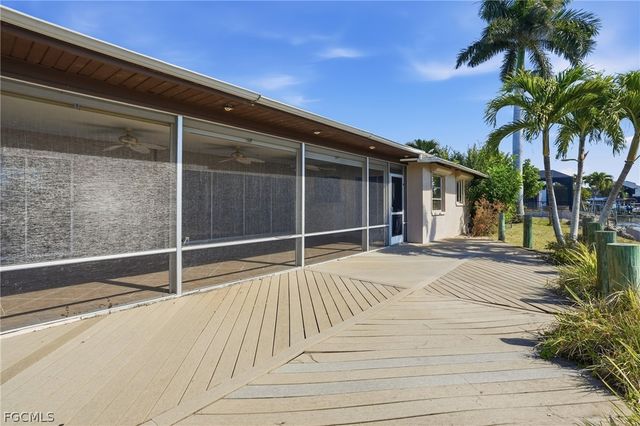 1230 SW 53rd TER, Cape Coral, FL 33914