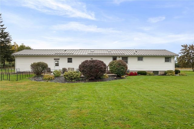 2461 Sweden Walker Road, Clarkson, NY 14420