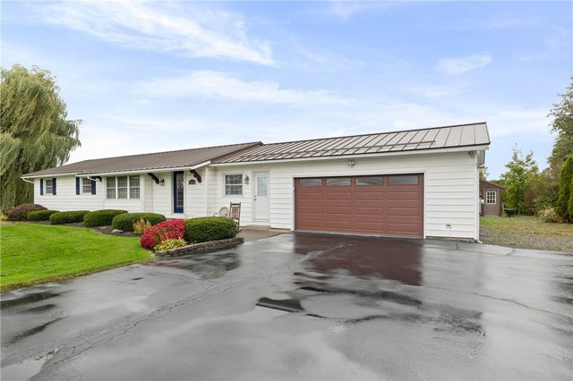 2461 Sweden Walker Road, Clarkson, NY 14420